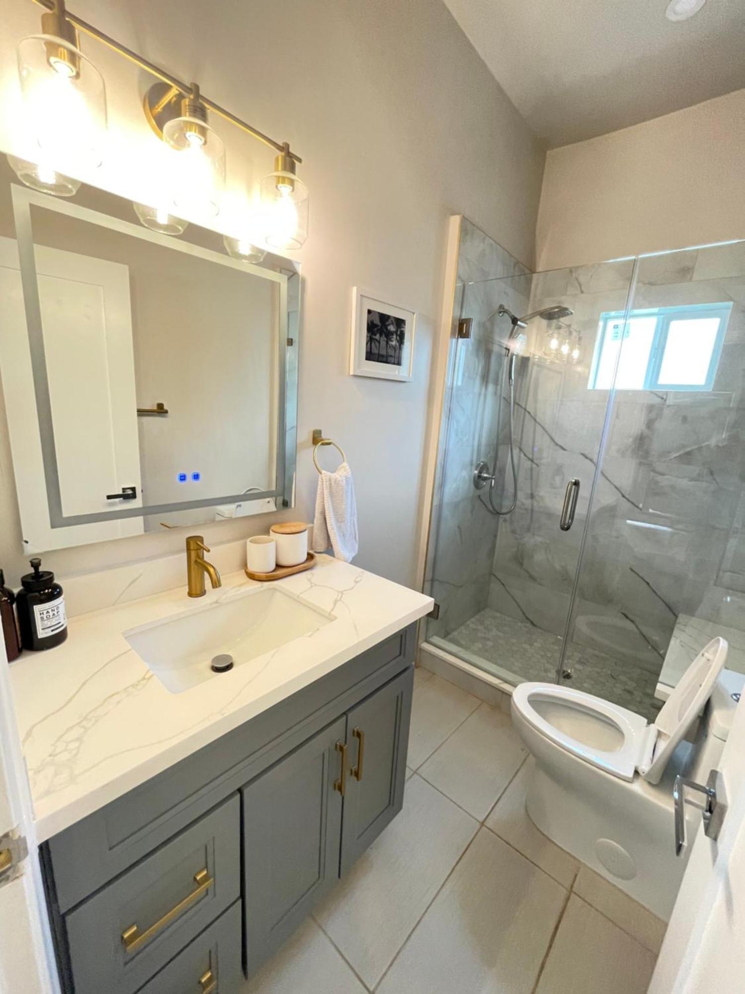 Van Nuys Luxury, Near To Universal Studios, And Hollywood لوس أنجلوس المظهر الخارجي الصورة